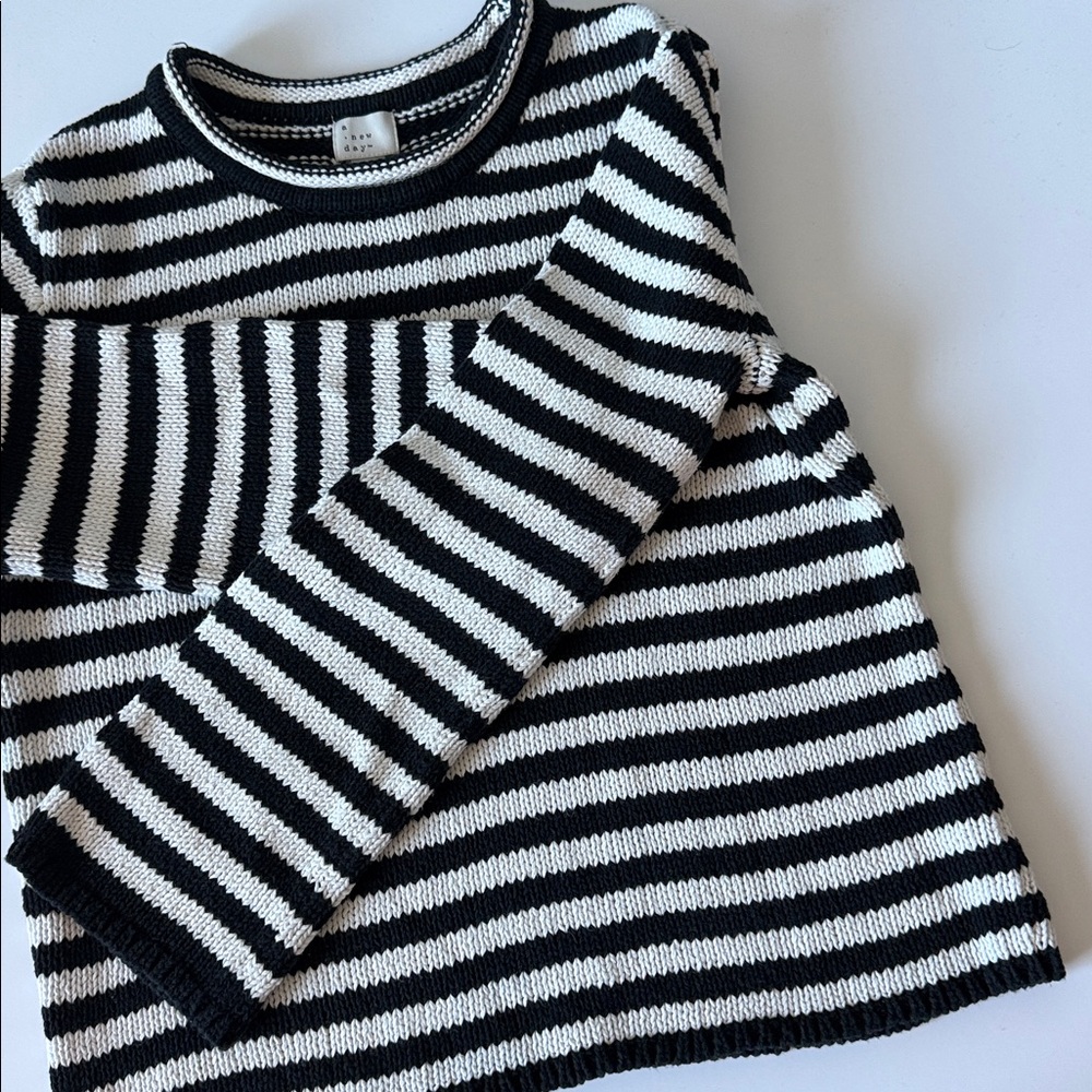 100% Cotton Black and Cream Striped Sweater - S - Picture 2 of 8